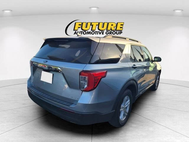 Used 2023 Silver Ford XLT image 3
