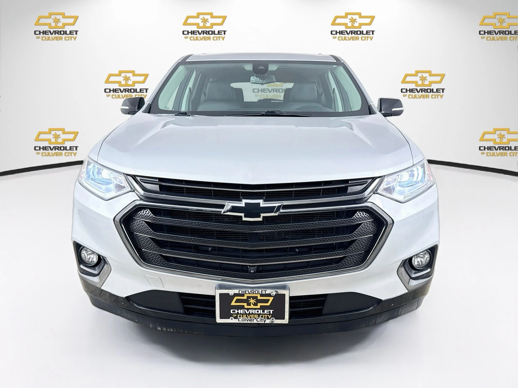 Used 2020 SILVER ICE METALLIC Chevrolet Premier image 2