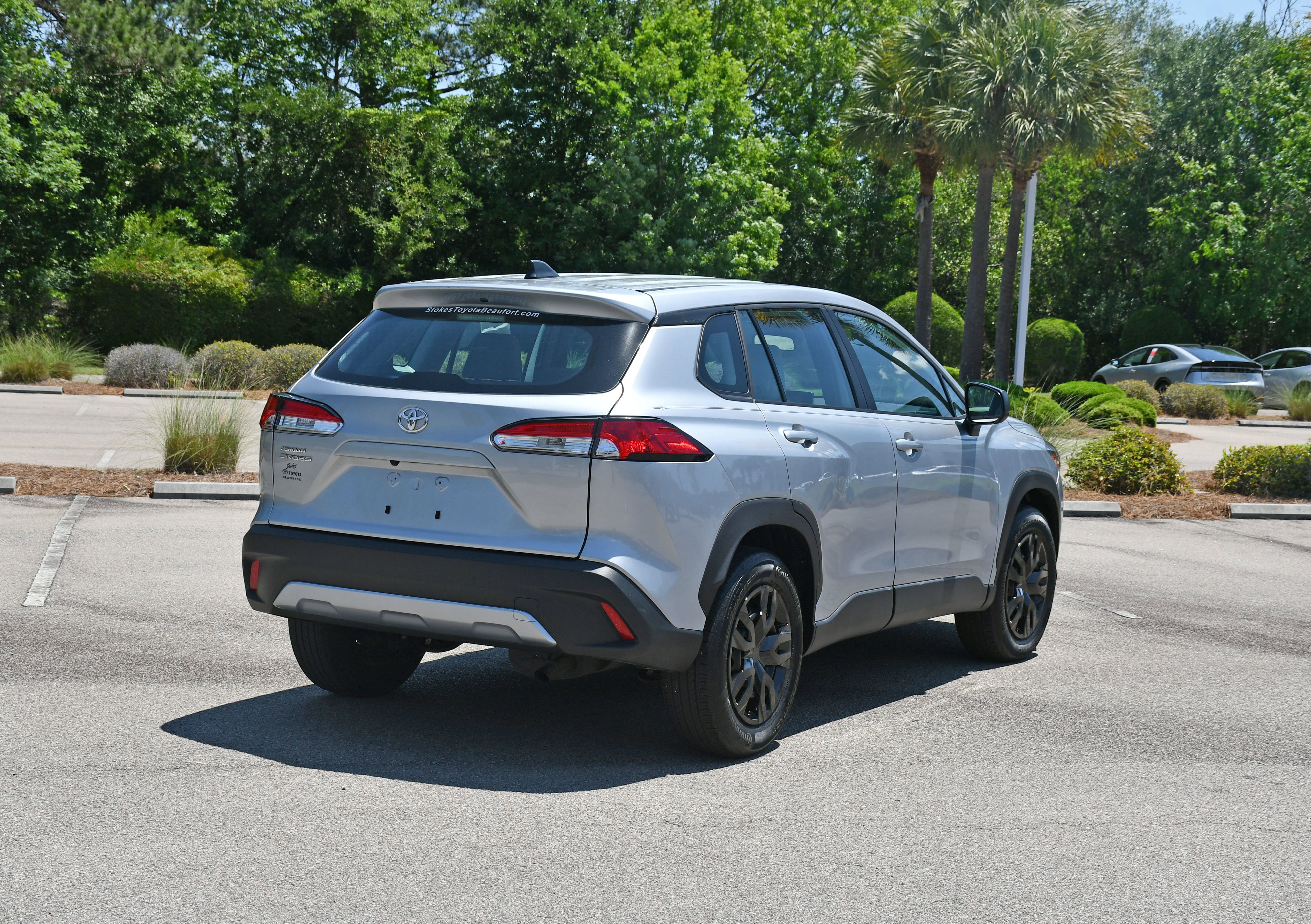 Used 2024 Silver Toyota L image 3