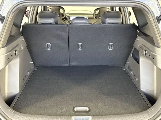 New 2027 Pale Gray Kia X-Line S image 22