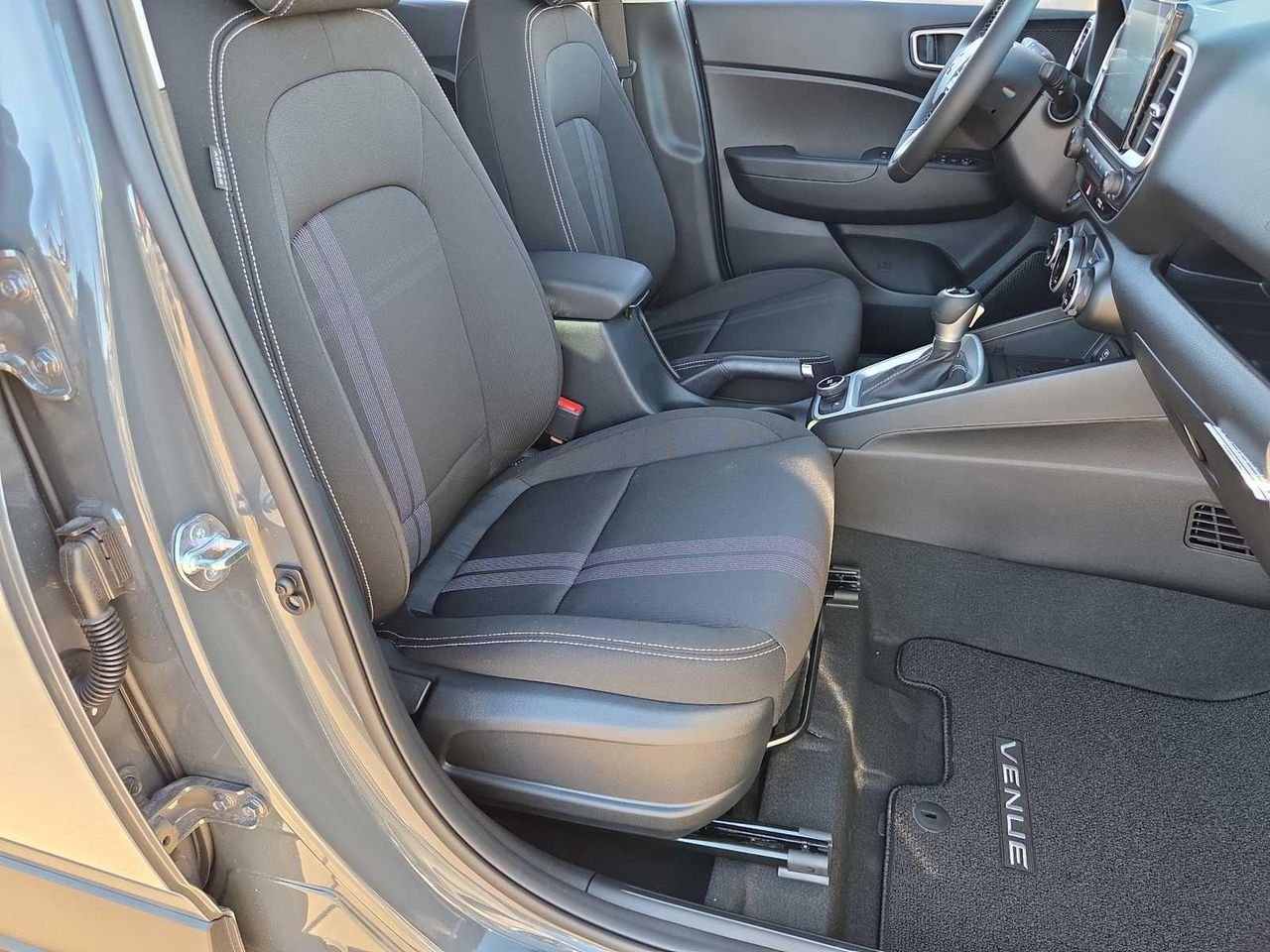 2026 Hyundai Venue SEL - Photo 22