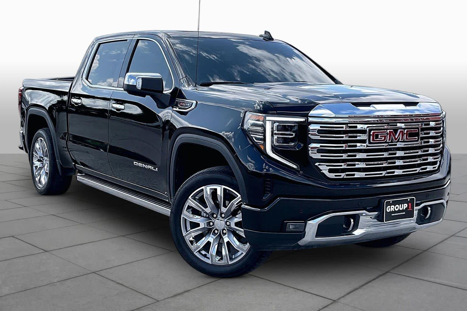 Used 2026 Onyx Black GMC Denali image 3