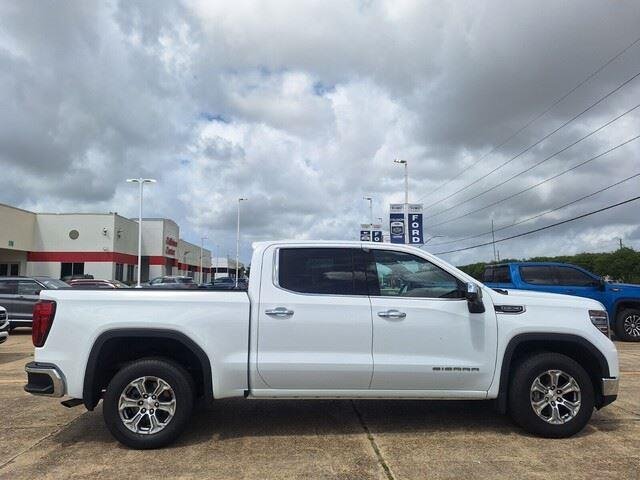 Used 2024 Summit White GMC SLT image 6