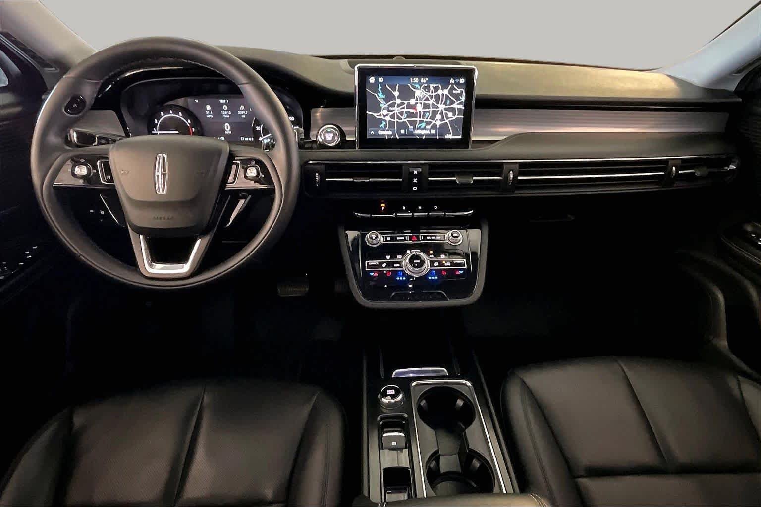 Used 2022 Ceramic Pearl Metallic Tri-Coat Lincoln Standard image 13