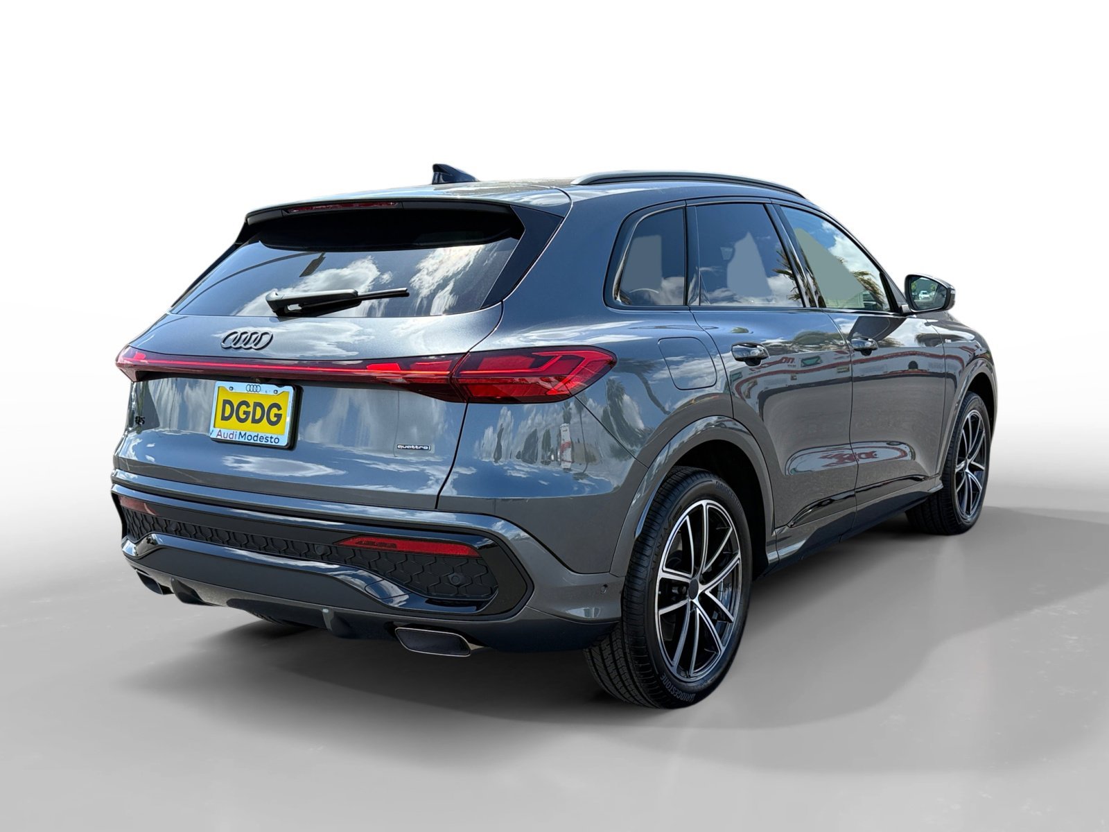 New 2026 Daytona Gray Pearl Effect Audi Prestige 2.0 TFSI quattro image 5