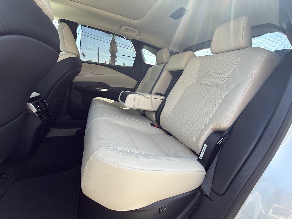 Certified Used 2024 EMINENT WHITE PEARL Lexus Luxury image 13
