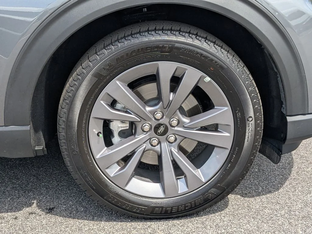 New 2026 Carbonized Gray Metallic Ford Active image 11