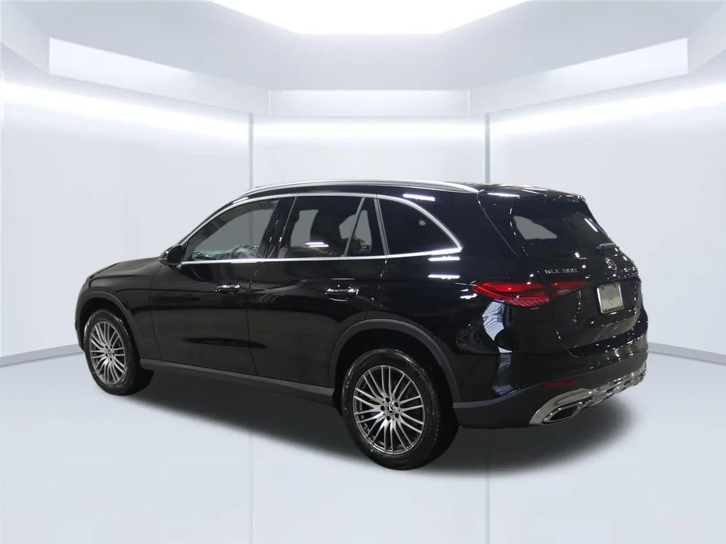 New 2026 Black Mercedes-Benz GLC 300 image 47