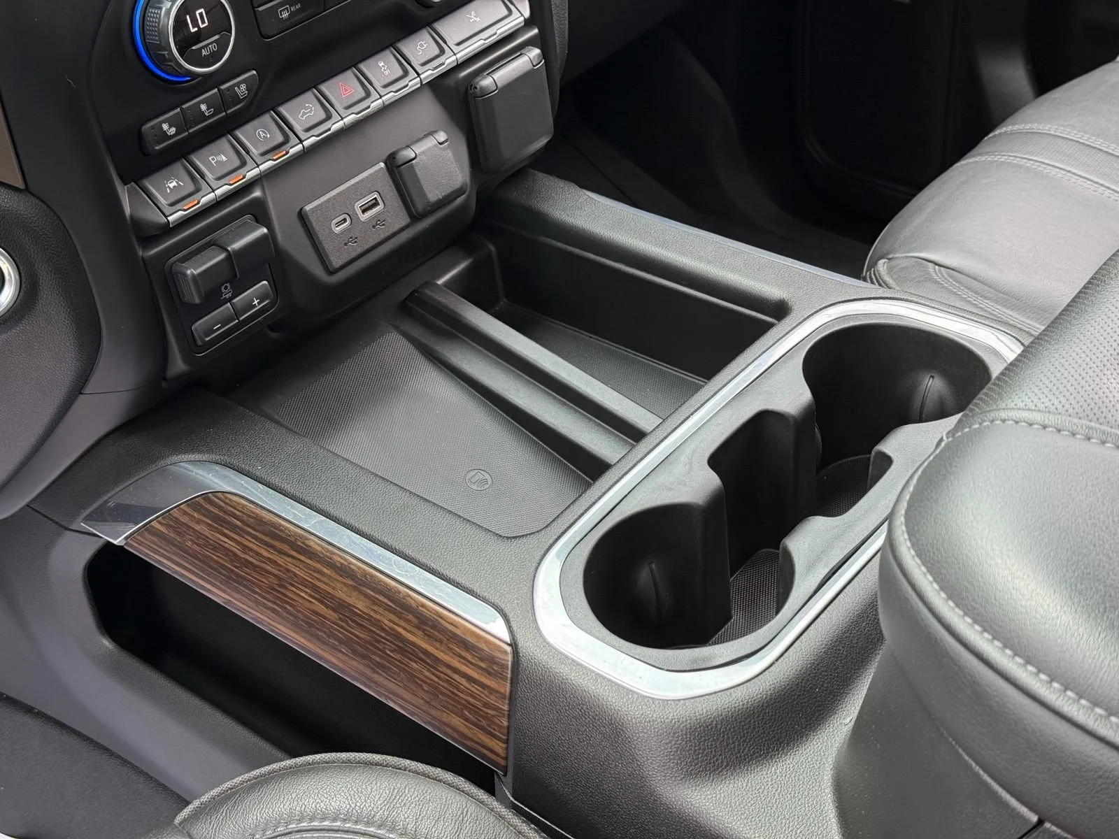 2020 Chevrolet Silverado 1500 High Country - Photo 22