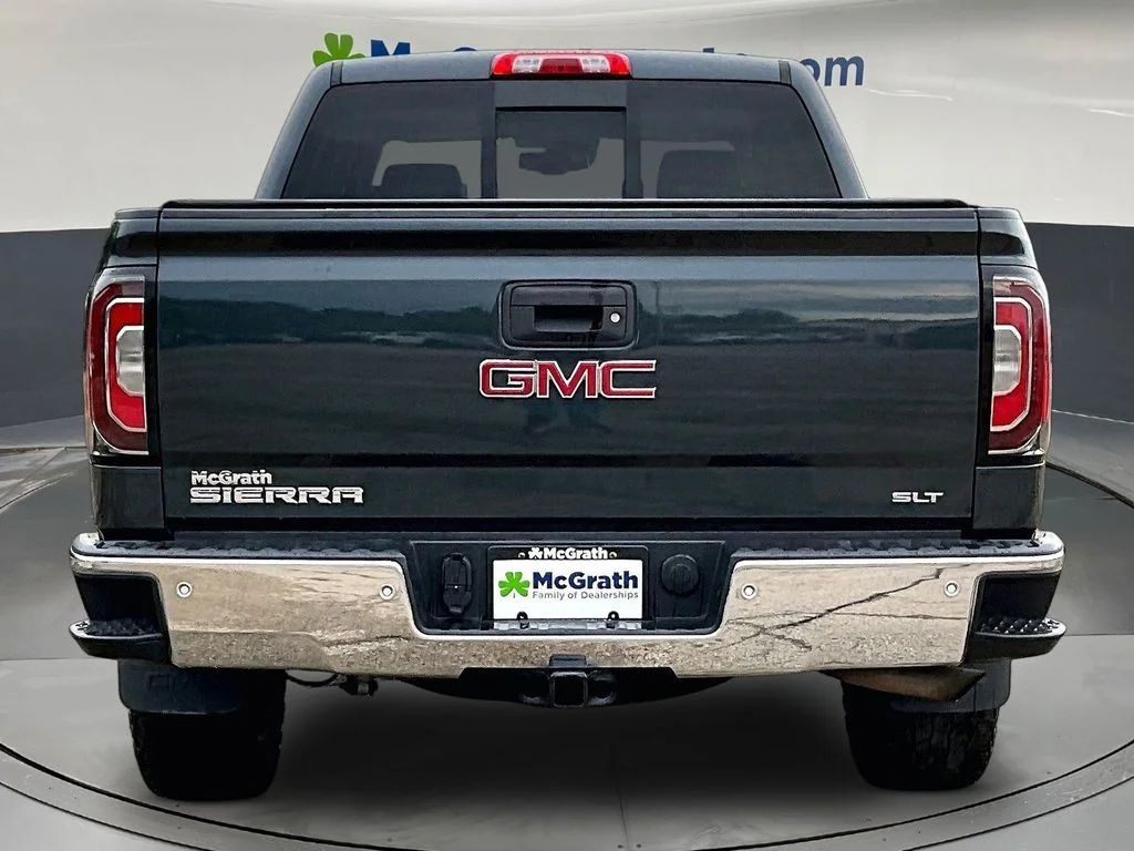 Used 2018 Gray GMC SLT image 6