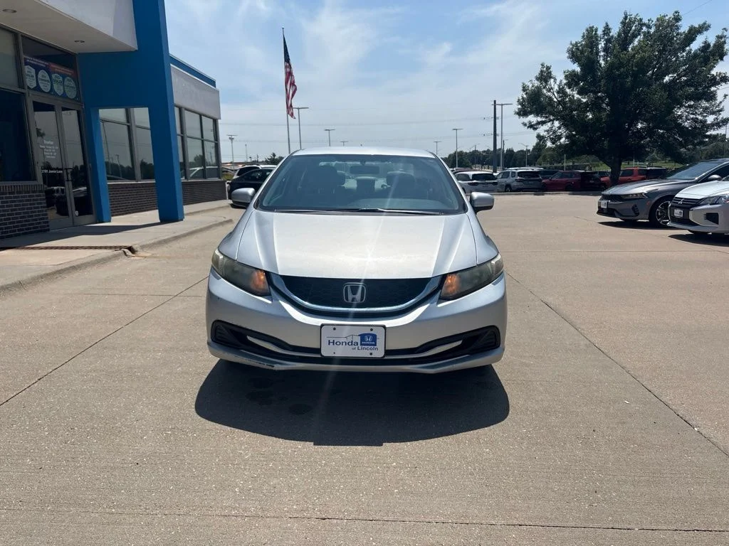 Used 2014 Silver Honda LX image 2