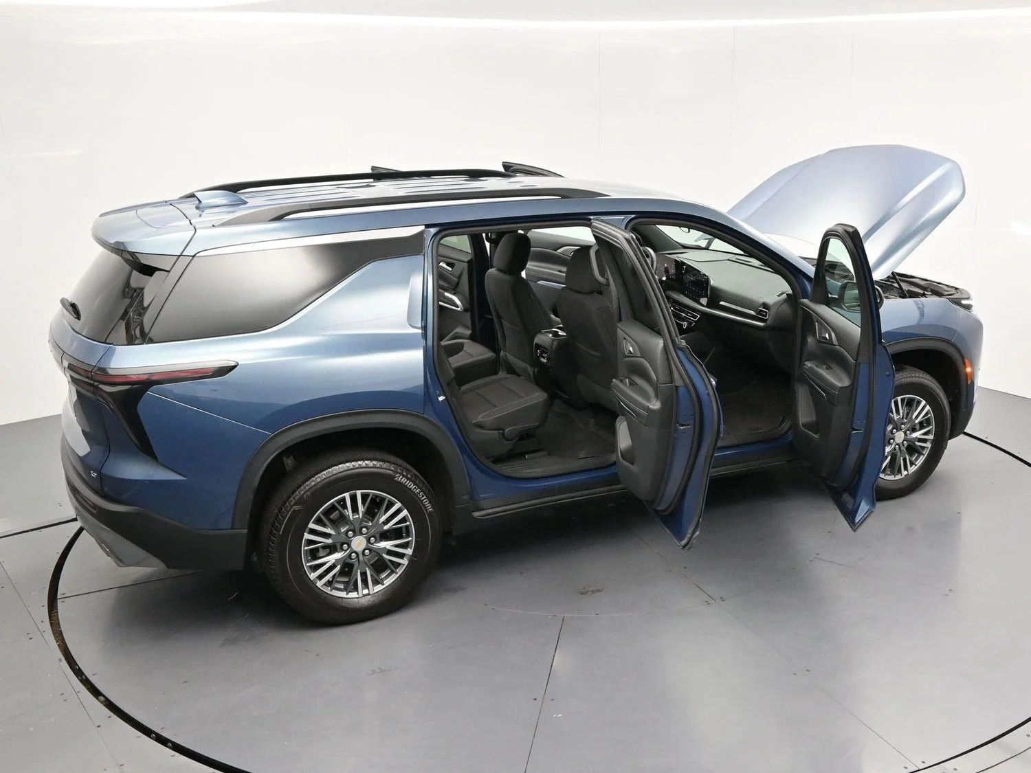 Used 2024 Lakeshore Blue Metallic Chevrolet LT image 37