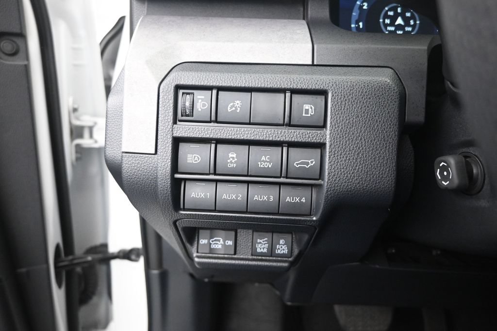 Used 2025 White Toyota Trailhunter image 12