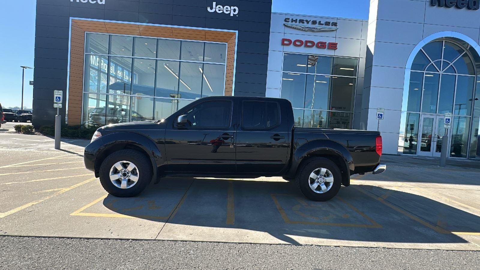 Used 2012 Nissan Frontier SV with VIN 1N6AD0EV8CC406038 for sale in Kansas City