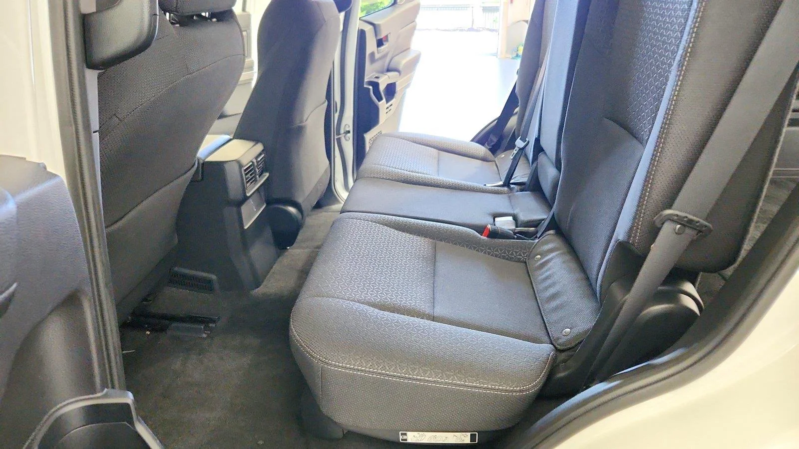 Used 2025 Ice Cap Toyota SR5 image 25