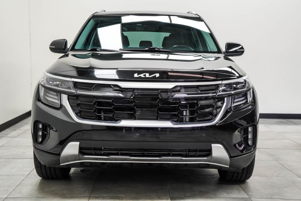 Used 2024 Black Kia SX image 6