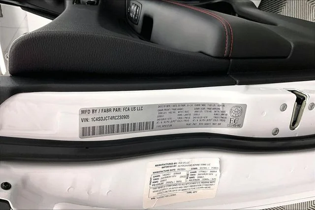 Used 2024 White Knuckle Clearcoat Dodge R/T Plus image 43