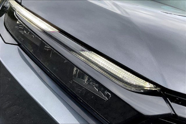 Used 2024  Honda Sport-L image 34