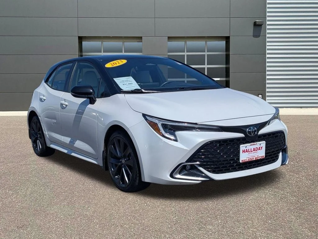 Used 2023 White Toyota XSE image 3