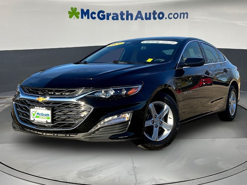 Used 2024 Black Chevrolet LT image 3