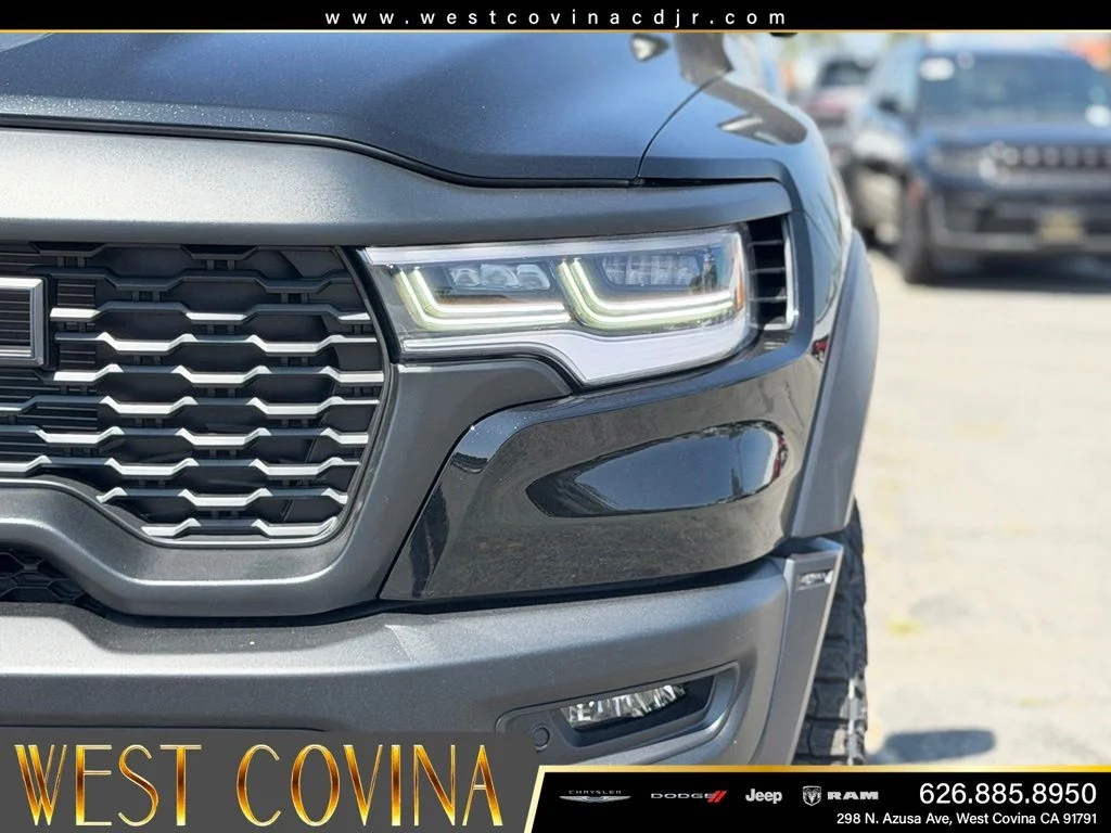 New 2026 Diamond Black Crystal Pearl-Coat Exterior Paint RAM RHO image 14