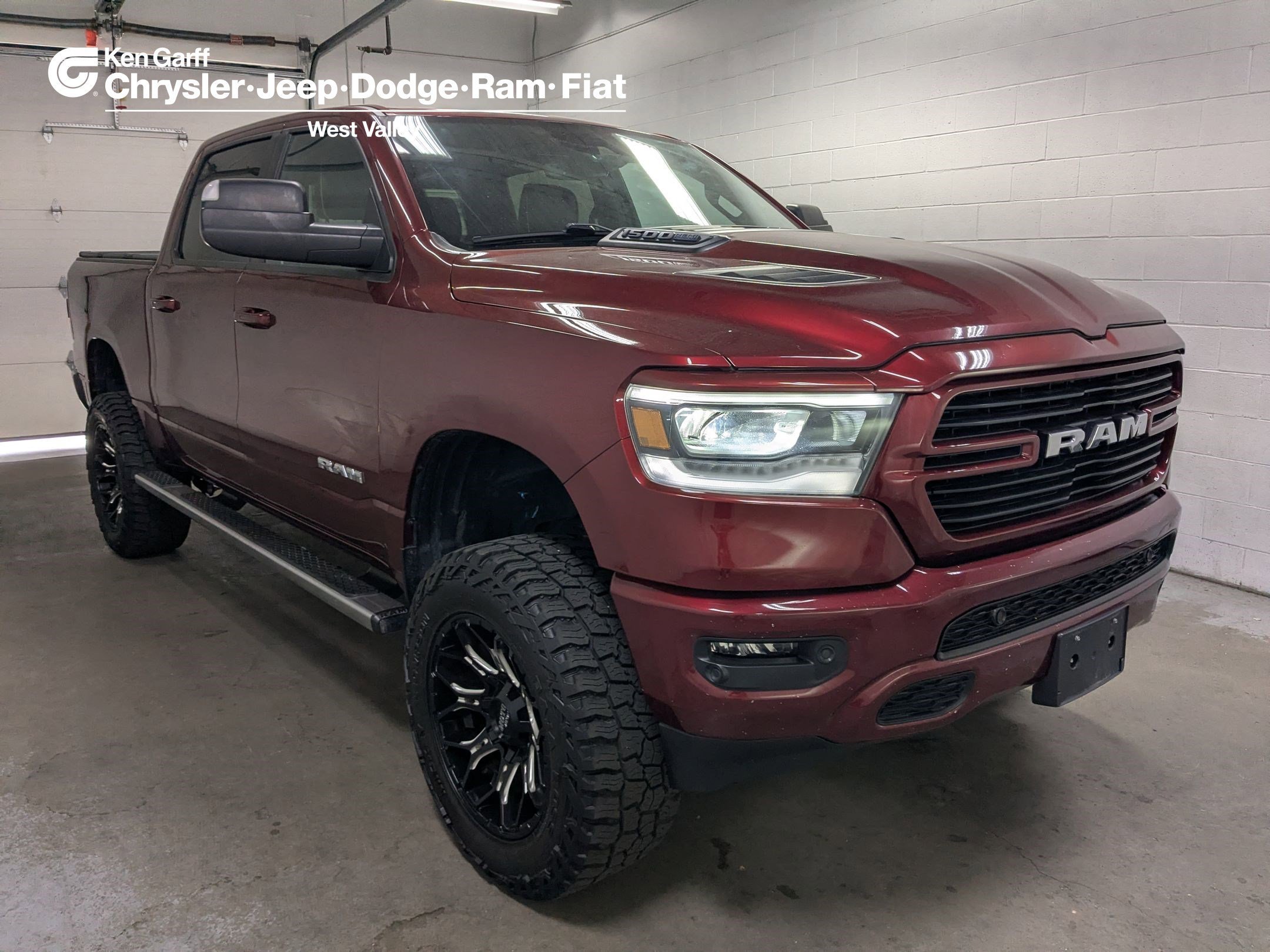 2023 RAM 1500 Laramie 4x4 Crew Cab 5'7's photo