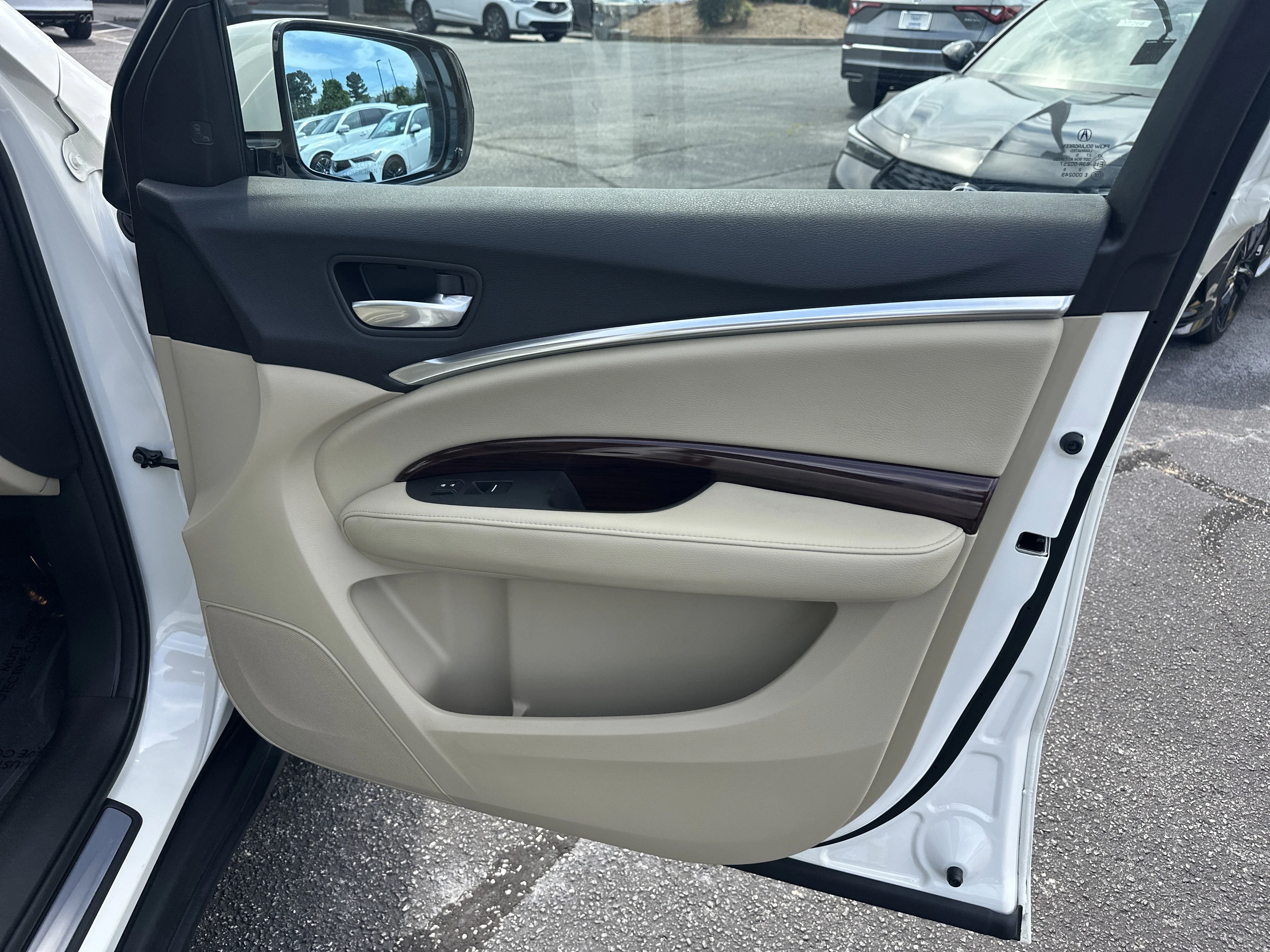 Certified Used 2016 White Diamond Pearl Acura w/Tech image 16