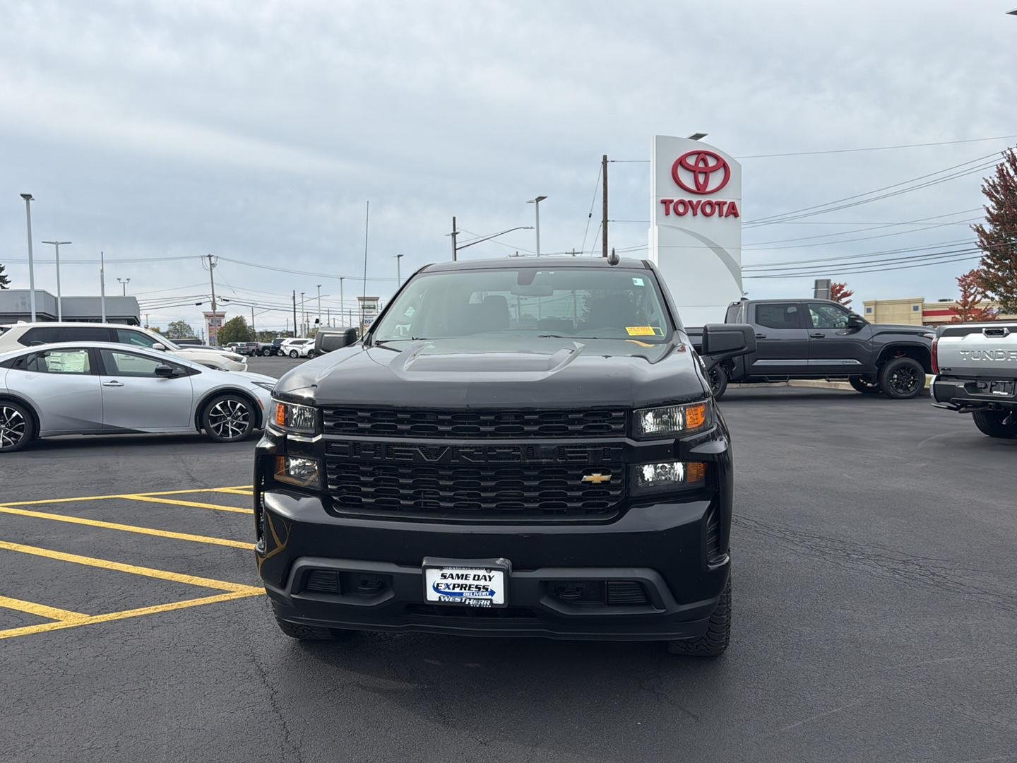 Used 2020 Black Chevrolet Custom image 8