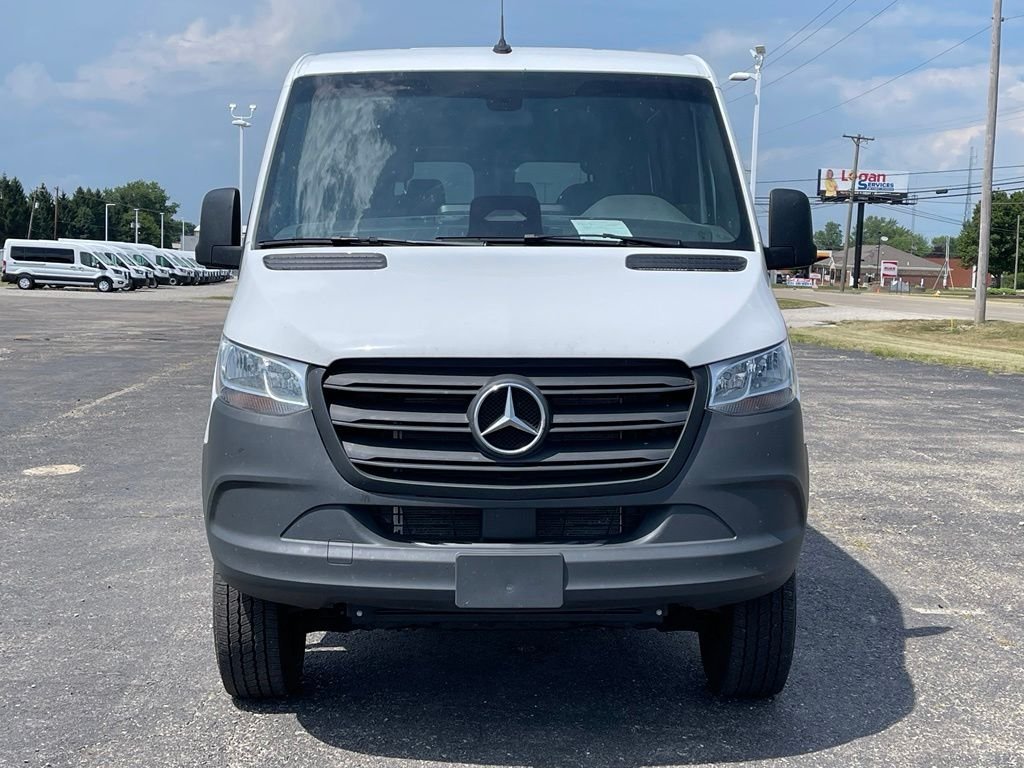 Used 2026 Gray White Mercedes-Benz Cargo 144 WB image 2