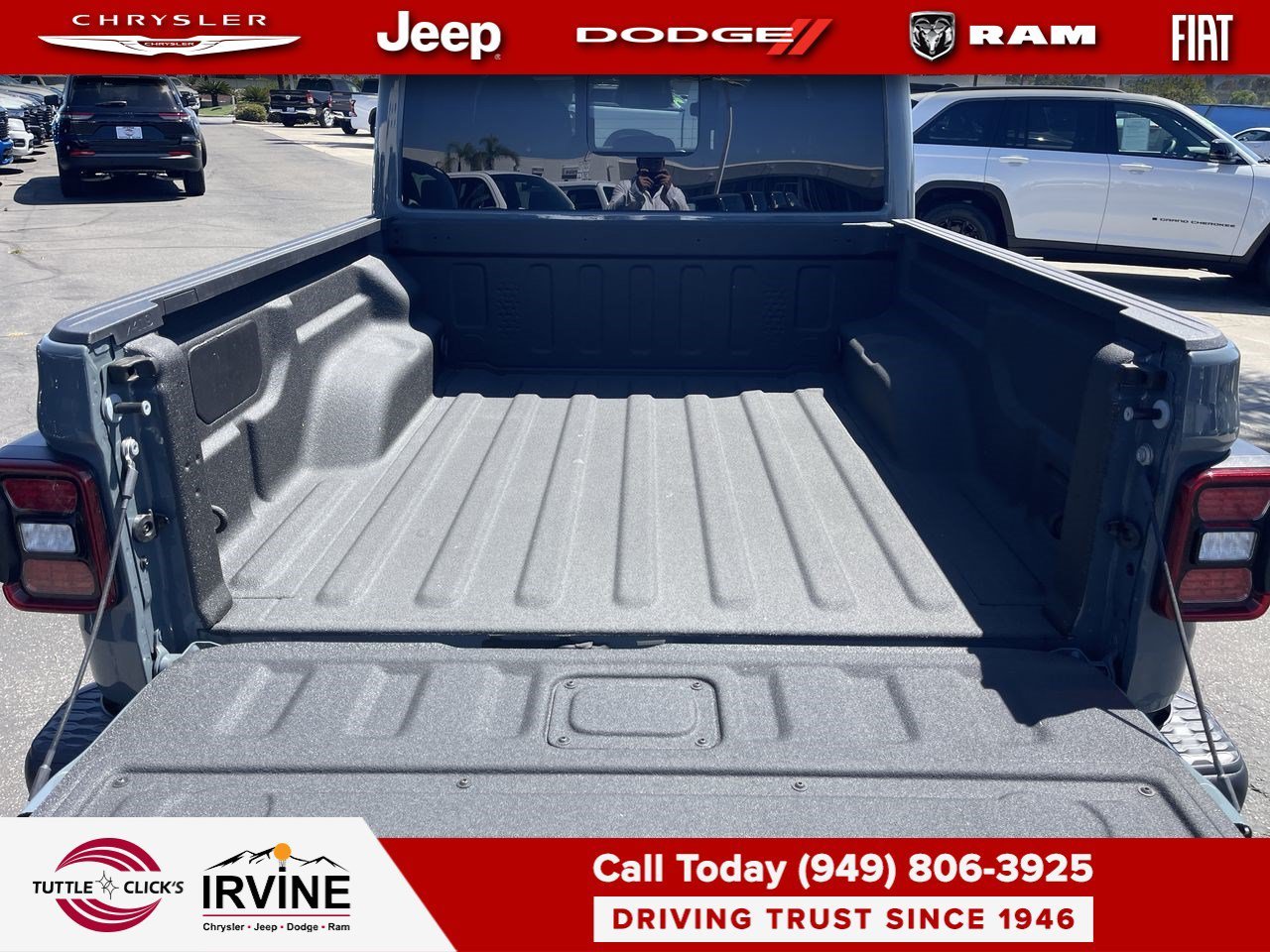 New 2026 Anvil Clear-Coat Exterior Paint Jeep Rubicon image 27