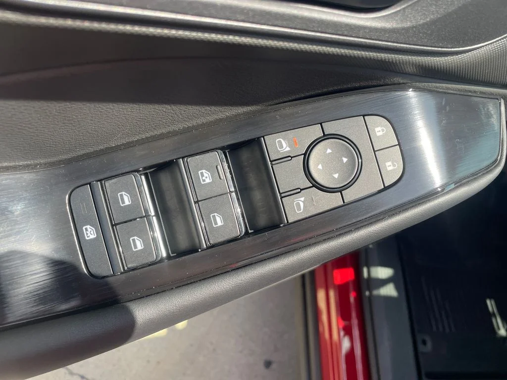 Certified Used 2026 Red Nissan S image 22
