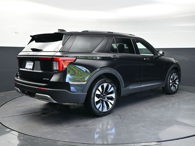 Used 2025 Black Metallic Ford Platinum image 5