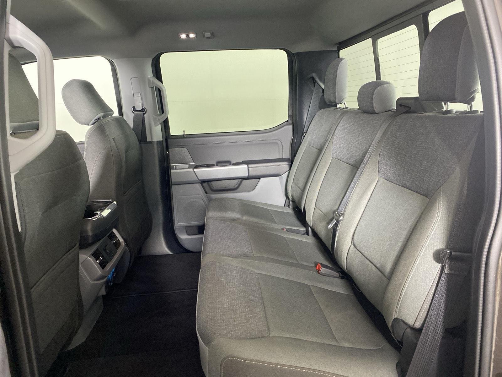 Used 2024 Darkened Bronze Ford XLT image 28