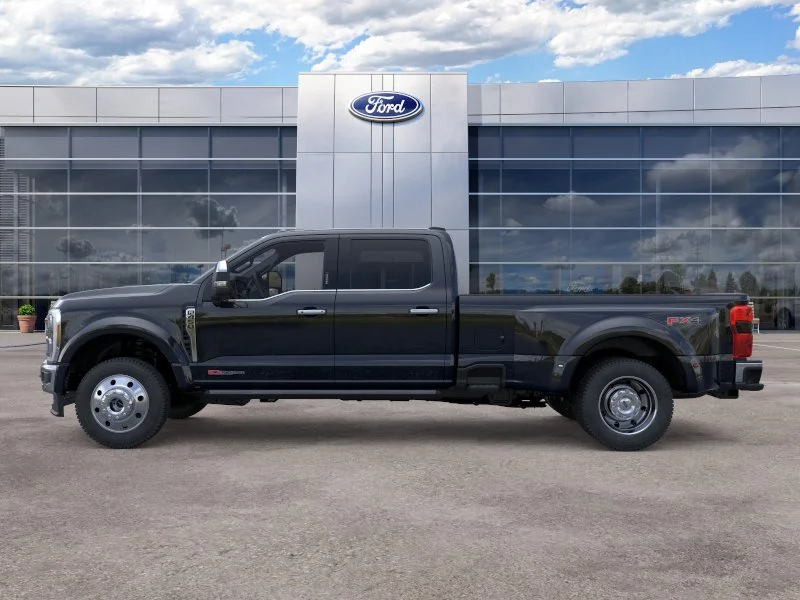 New 2026 Agate Black Metallic Ford F-450® Lariat® image 25