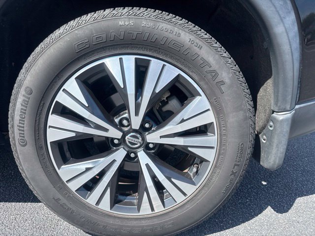 Used 2021 Black Nissan SV image 10