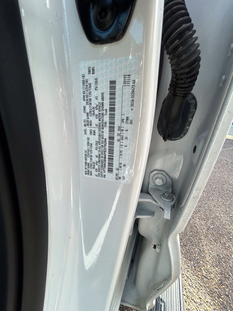 Used 2023 White Ford Lariat image 10