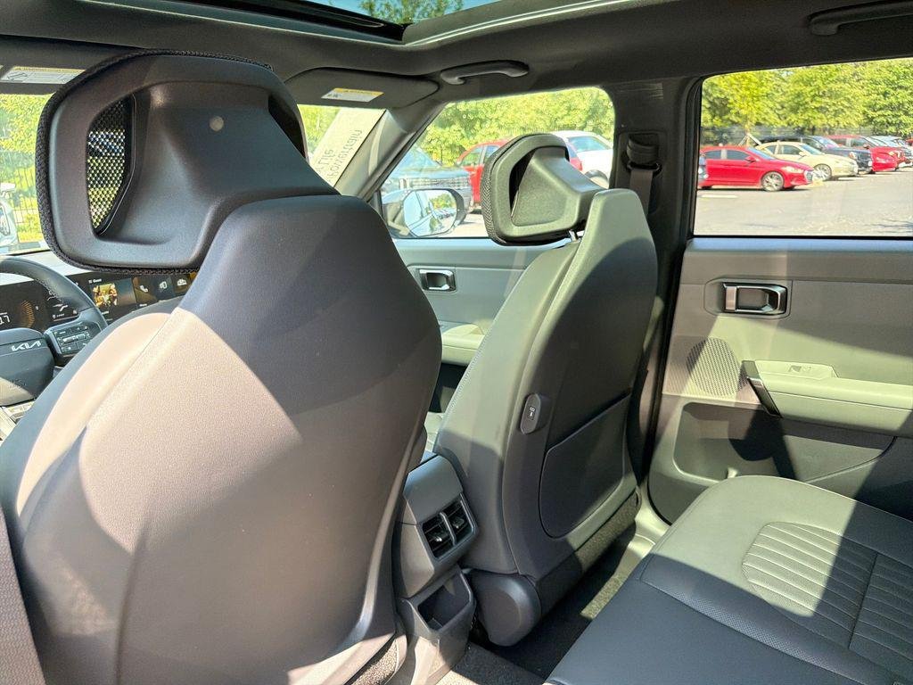 New 2027 Interstellar Gray Kia X-Line S image 24