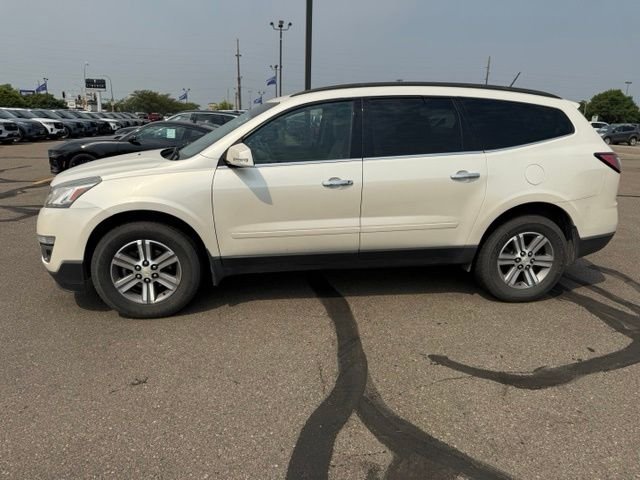 Used 2015 White Chevrolet 2LT image 7