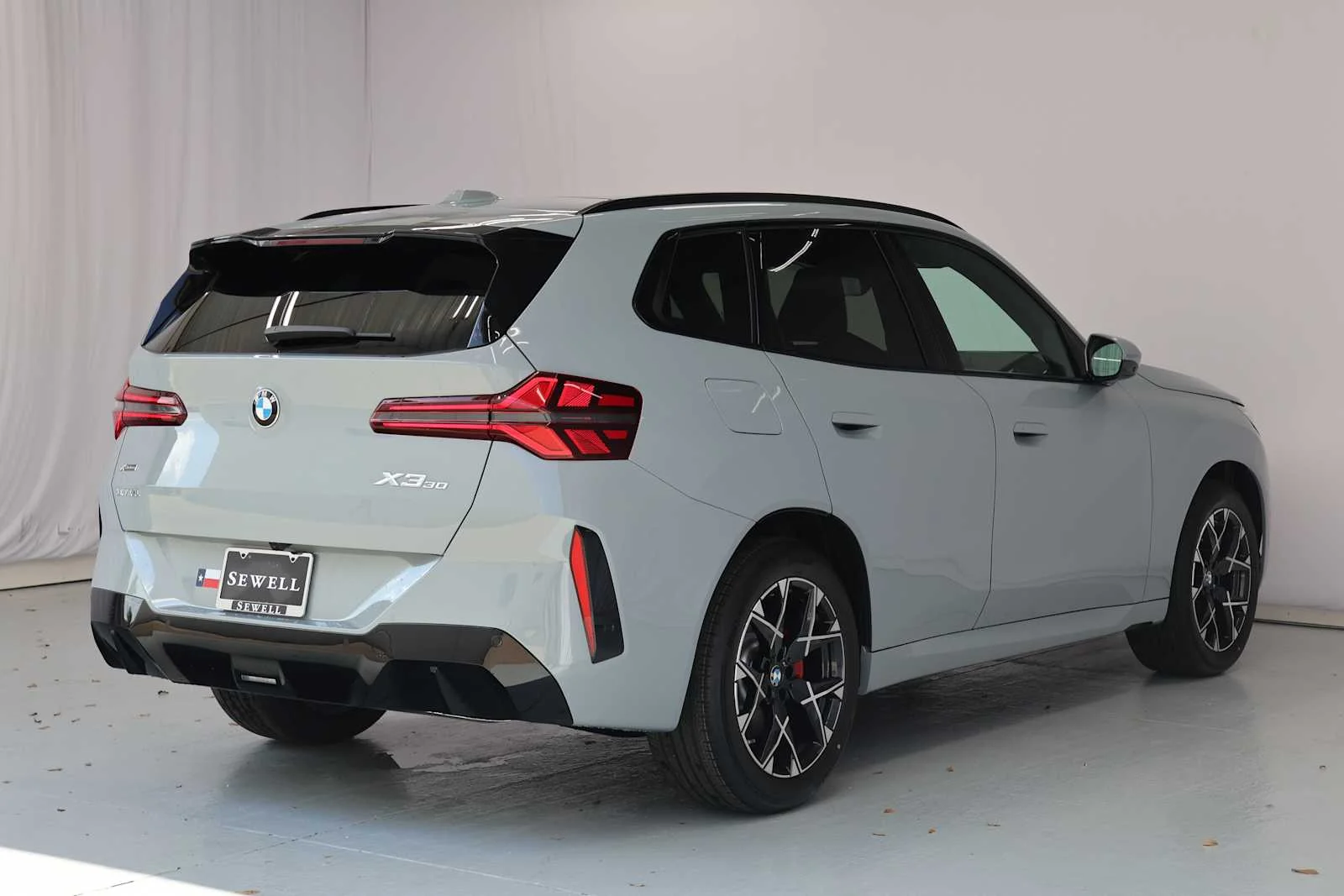 Certified Used 2026 Brooklyn Grey Metallic BMW 30 xDrive image 10