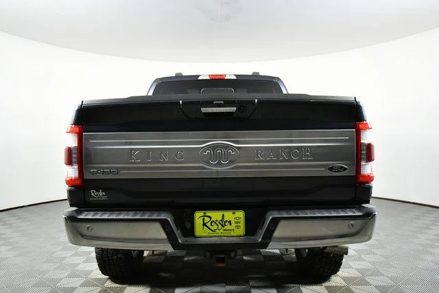 Used 2021 Blue Ford King Ranch image 12