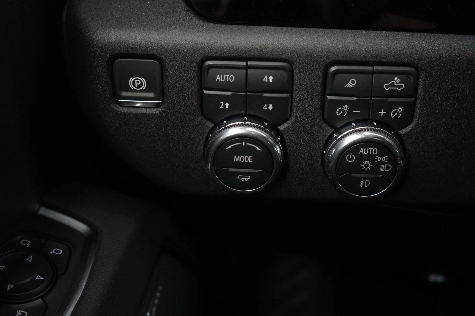 2026 GMC Sierra 1500 SLT - Photo 16