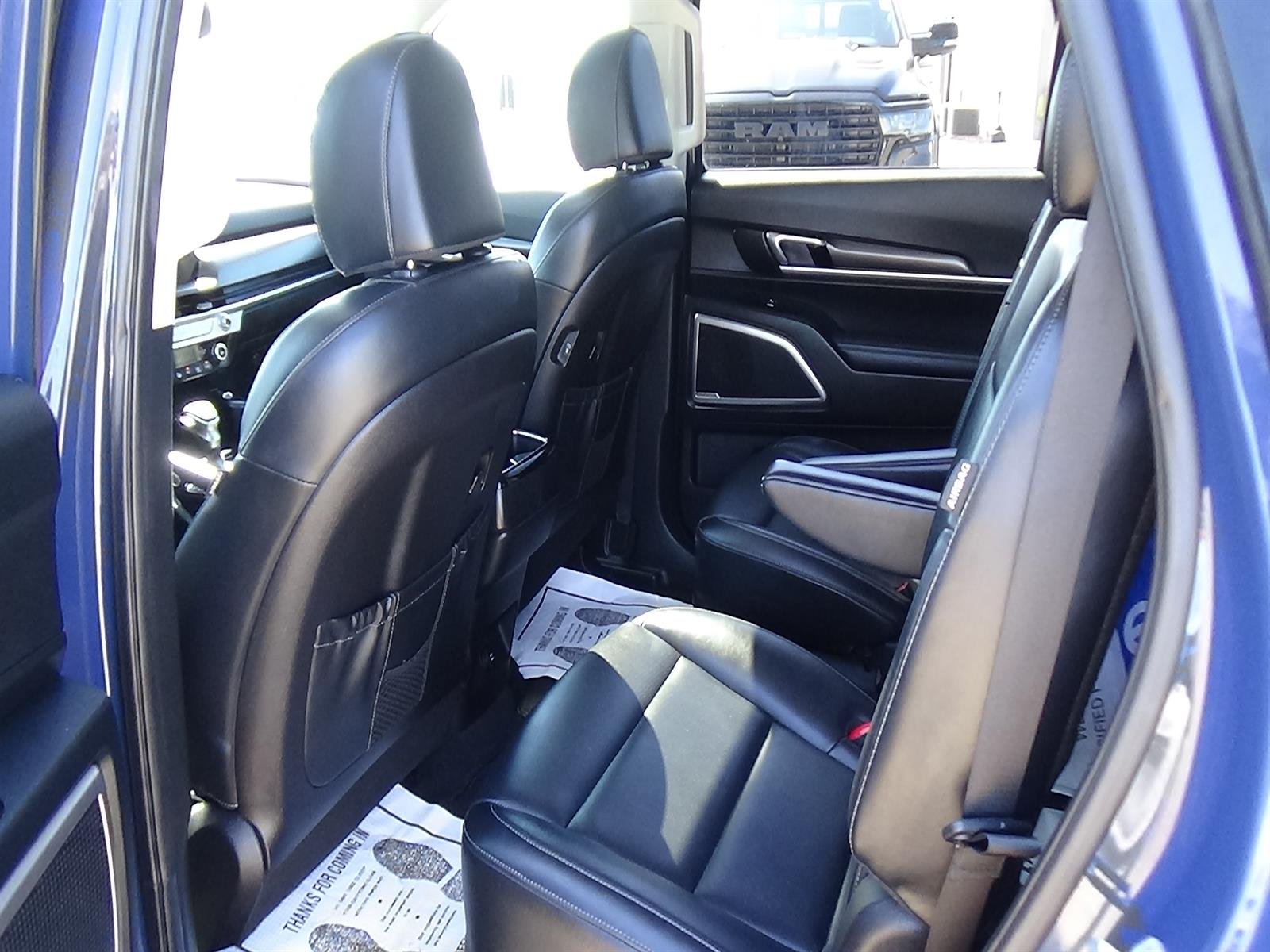 Used 2025 Midnight Lake Blue (mlb) Kia S image 12