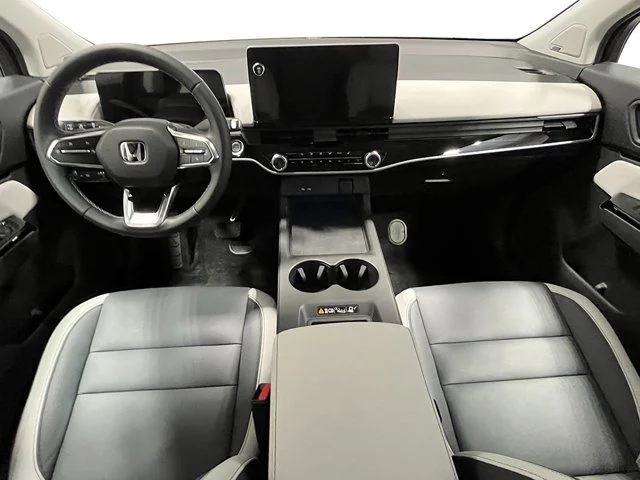 New 2026 Silver Honda Touring image 16