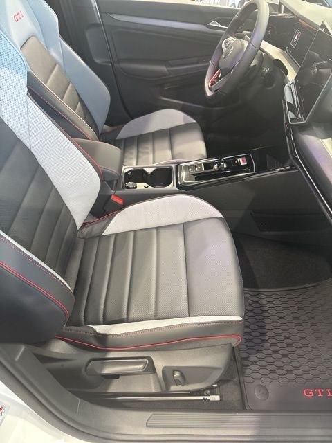 2026 Volkswagen Golf GTI Autobahn - Photo 29