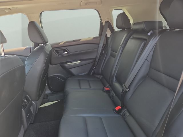 Used 2023 Gun Metallic Nissan SV image 32