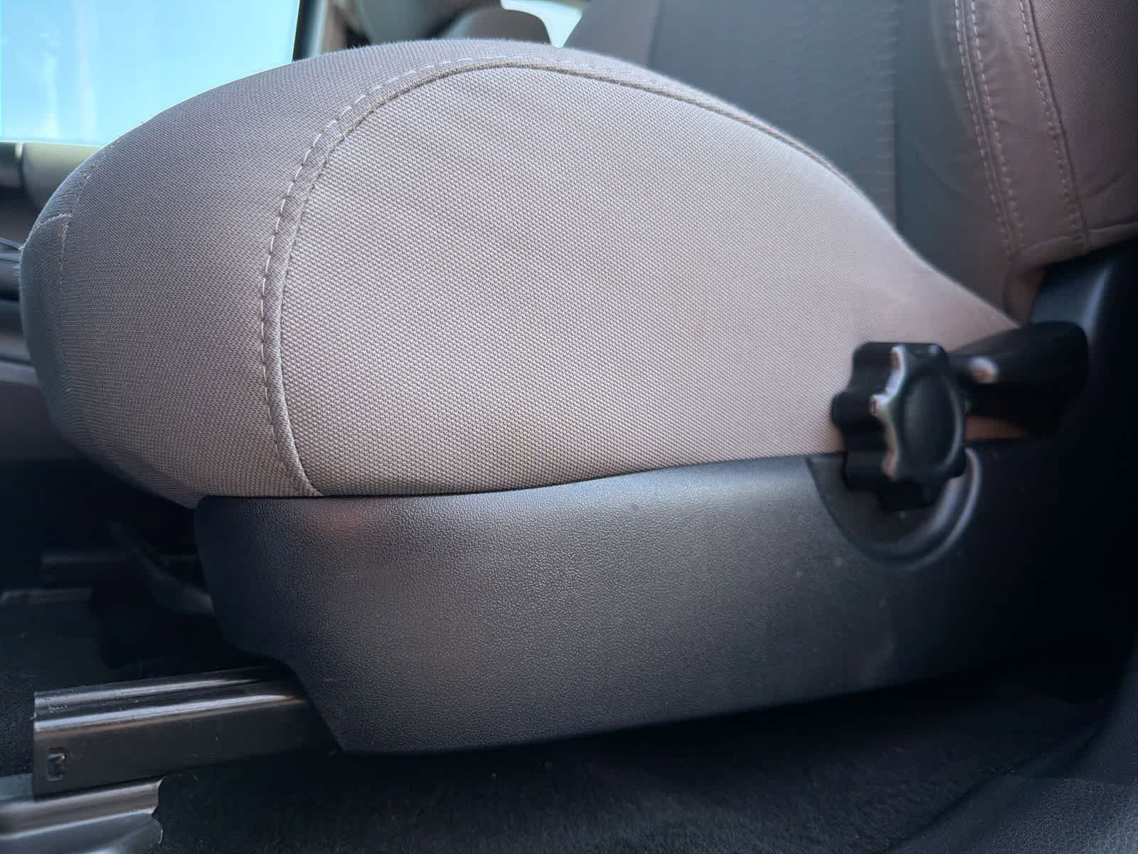 Used 2018 Blazing Blue Pearl Toyota SR5 image 18