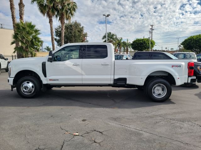 2026 Ford F-350 Super Duty Platinum - Photo 30