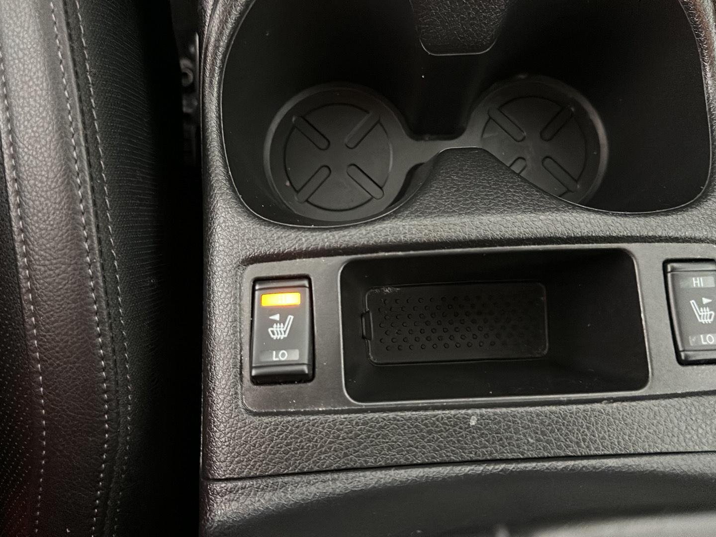 Used 2022 Gun Metallic Nissan SL image 36