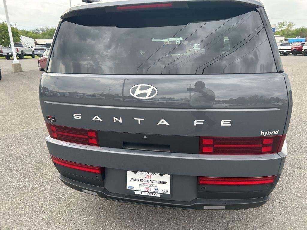 New 2026 Gray Hyundai SEL image 6