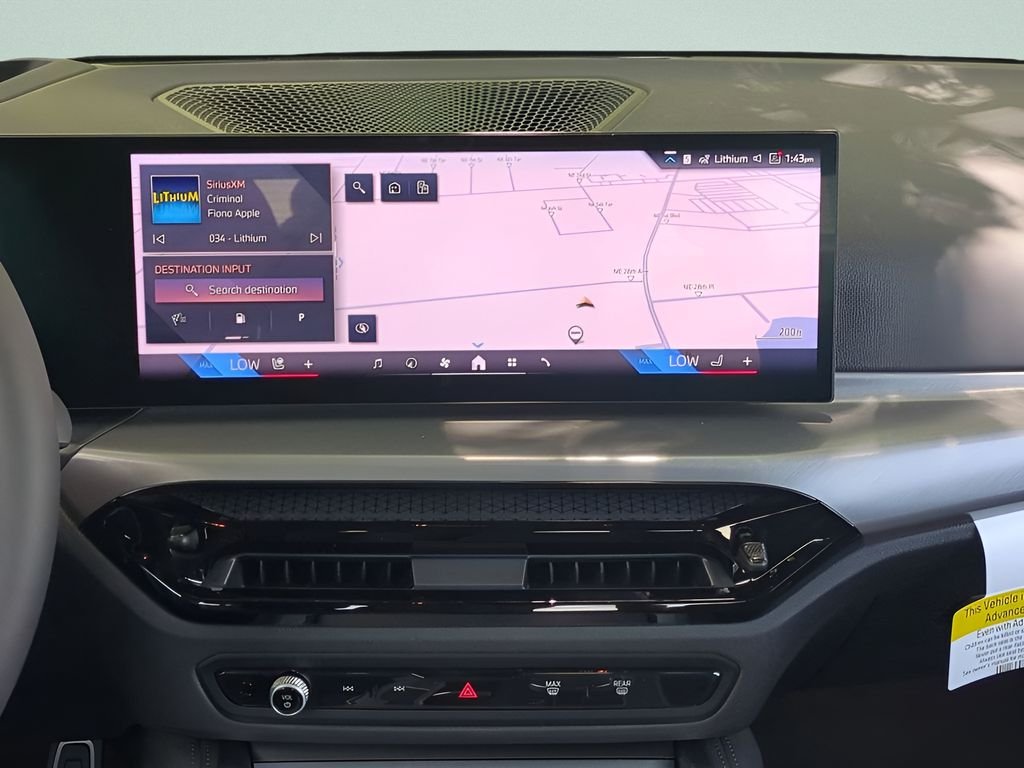 2025 BMW 2 Series 230i - Photo 18